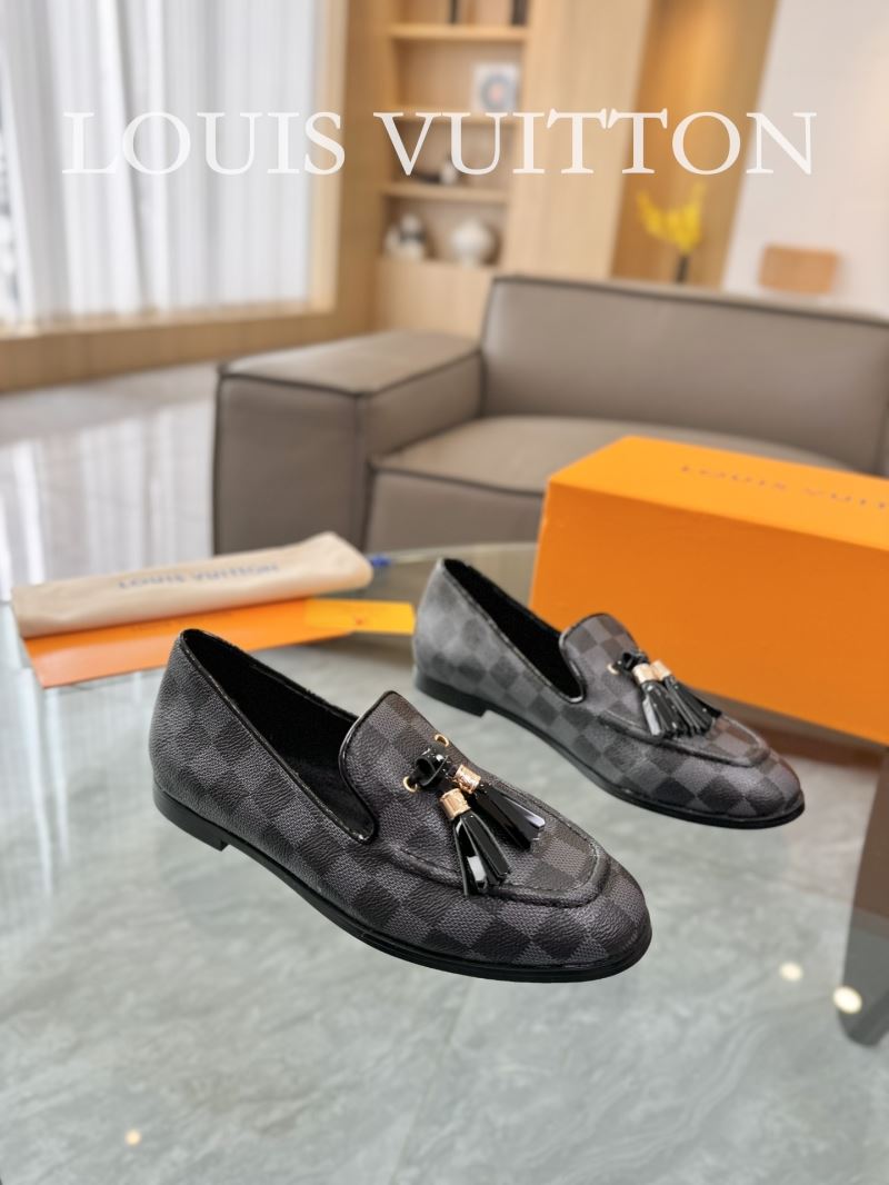 Louis Vuitton Low Shoes